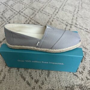 BNWT TOMS espadrille women’s 7.5